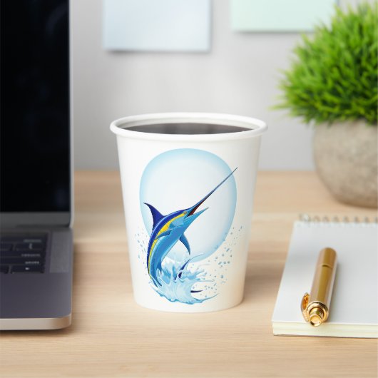 Blauer Marlin springt aus dem Ozean Pappbecher (InSitu)