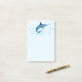 Blauer Marlin springt aus dem Ozean Post-it Klebezettel (Auf Schreibtisch)