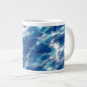 Blauer Marmor Jumbo-Tasse (Vorderseite Rechts)