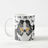 Blauer Merle Cartoon Sheltie mit Dog Bone und Name Kaffeetasse (Links)
