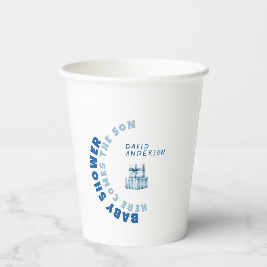 Blauer, minimalistischer Baby-Duschjunge Pappbecher (Rückseite)