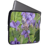 Blauer Mit Augen Darner Dragonfly auf Purple Flowe Laptopschutzhülle (Vorne Rechts)