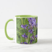 Blauer Mit Augen Darner Dragonfly auf Purple Flowe Tasse (Links)