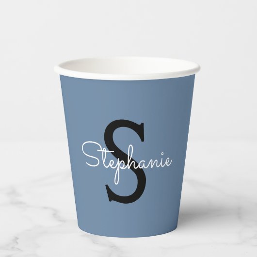 Blauer Monogramm-Name Pappbecher (Vorderseite)