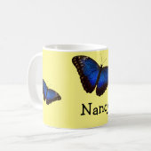 Blauer Morpho Schmetterling personalisiert Kaffeetasse (Vorderseite Links)
