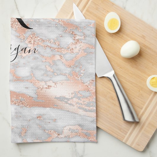 Blauer Name/Monogramm Weißer/Rose Goldmarmor Glitz Geschirrtuch (Viertel Falte)