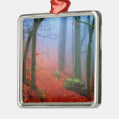 Blauer Nebel in gestrichenem Wald Silbernes Ornament (Links)
