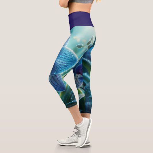 Blauer Orchid Capri Leggings (Links)