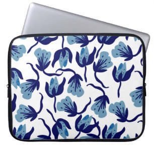 Blauer Pansy Floral: Hand Gezeichnet Nahtlos. Laptopschutzhülle