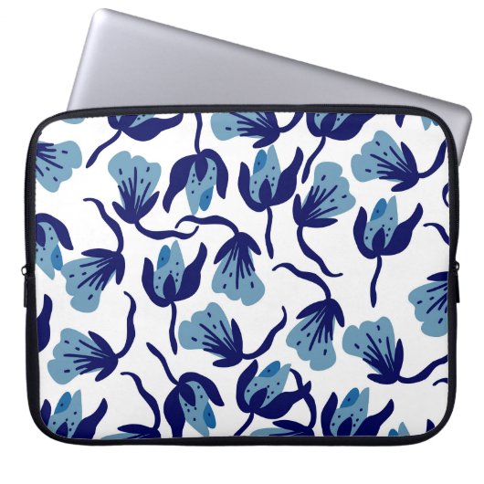 Blauer Pansy Floral: Hand Gezeichnet Nahtlos. Laptopschutzhülle (Vorderseite)