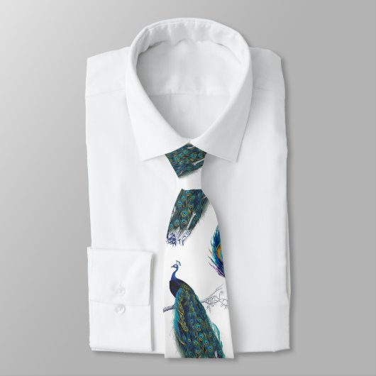 Blauer Pfau mit schönen Schwanzfedern Krawatte (Gebunden)