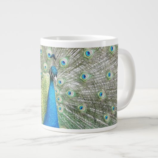 Blauer Pfauenfeder Jumbo-Tasse (Vorderseite Rechts)