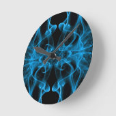 Blauer Rauch auf schwarz Runde Wanduhr (Winkel)