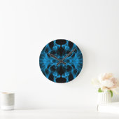 Blauer Rauch auf schwarz Runde Wanduhr (Zuhause)