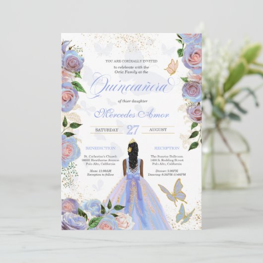 Blauer Rosen Schmetterling Quinceanera Einladung (Stehend Vorderseite)