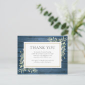 Blauer Rustikaler Grüner Beerdigung des Lebens Dankeskarte (Stehend Vorderseite)