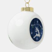 Blauer Rustikaler Weihnachtsmann Gerahmter Ornamen Keramik Kugel-Ornament (Links)