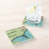 Blauer Schmetterling auf Aquamariner Postkarte Glasuntersetzer (Schrägansicht)