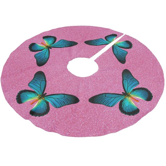 Blauer Schmetterling auf Rosa Glitzer Baumrock Polyester Weihnachtsbaumdecke (Schrägansicht)