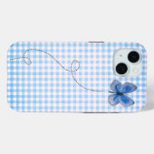 Blauer Schmetterling im Flug nach Gingham Case-Mate iPhone Hülle (Rückseite (Horizontal))