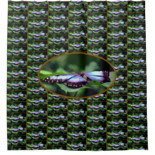 Blauer Schmetterling Nahes Naturmuster Duschvorhang (Vorderseite)