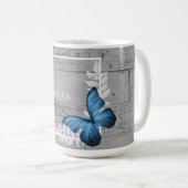 Blauer Schmetterling Rustikale Personalisierte Kaf Kaffeetasse (VorderseiteRechts)
