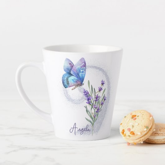 Blauer Schmetterling und Lavendel Personalisiert Milchtasse (Beispiel)