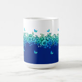 Blauer Schmetterlingsgarten Floral  Kaffeetasse (Mittel)