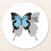 Blauer Schmetterlingsschattenmonogramm Runder Pappuntersetzer (Vorderseite)