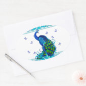 Blauer Schwengel und Pfauendesign Ovaler Aufkleber (Umschlag)