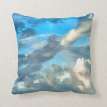 BLAUER SKY MIT DRAMATISCHEN KLOUEN: NATURFOTOGRAFI