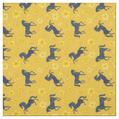 Blauer Sommer Pferde über Gelbblütenmuster Stoff (Muster)