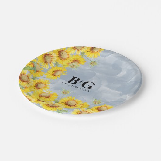 Blauer Sonnenblumen Monogramm Hochzeit Pappteller (Schrägansicht)