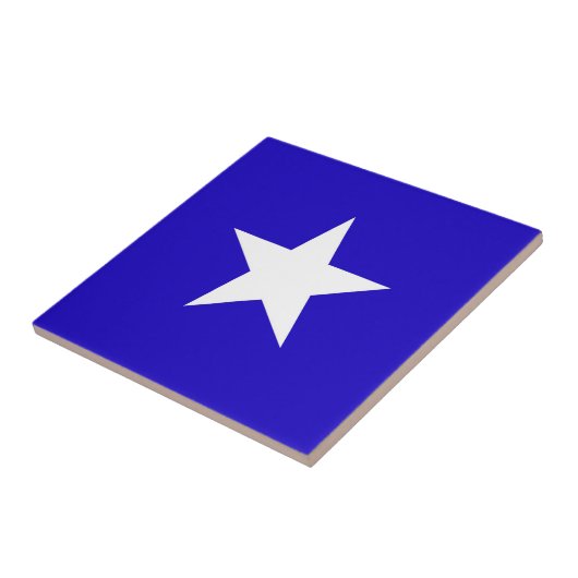 Blauer Stern auf weißem Hintergrund Fliese (Seite)