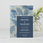 Blauer Stielblütenhochzeitungen speichern das Datu Save The Date (Stehend Vorderseite)