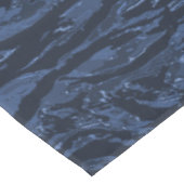 Blauer Streifen Camouflage Tischdecke (Schrägansicht)