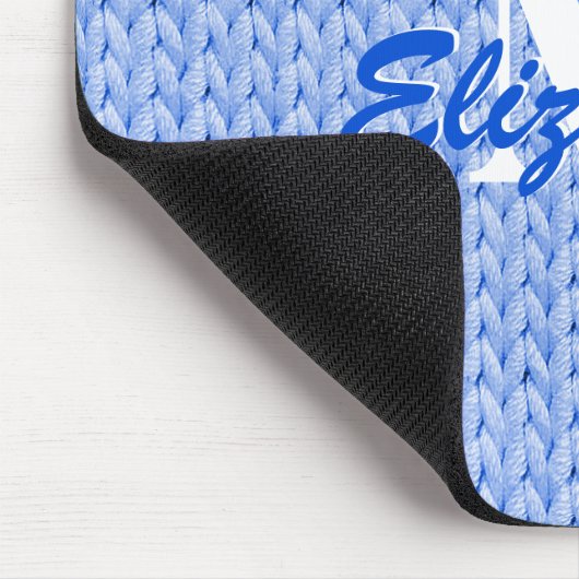 Blauer Texturmousepad mit Monogramm Mousepad (Ecke)