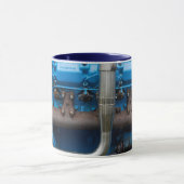 Blauer Traktormotor Tasse (Zentrum)