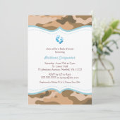 Blauer und braune Camouflage Kinderdusche Einladun Einladung (Stehend Vorderseite)