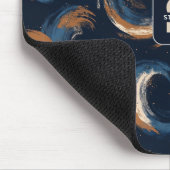Blauer und brauner Kreis auf dunklem Hintergrund Mousepad (Ecke)