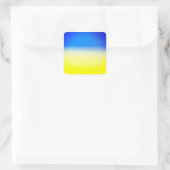 Blauer und gelber strahlender Frieden Ukraine Insp Quadratischer Aufkleber (Tasche)