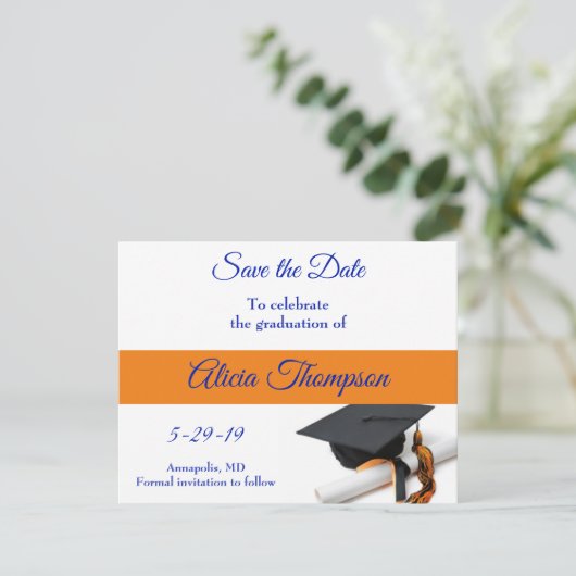 Blauer und orangefarbener Graduierungsdeckel und T Save The Date (Stehend Vorderseite)