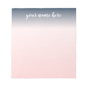 Blauer und rosa personalisierter Notizblock