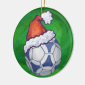 Blauer und weißer festlicher Fußball auf Grün Keramik Ornament (Links)