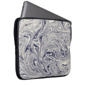 Blauer und weißer Marmorwirbel Laptopschutzhülle (Vorne Rechts)