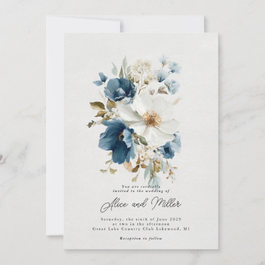 Blauer und weißer Painterly Floral Wedding Einladung (Vorderseite)