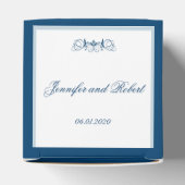 Blauer und weißer Streifen mit Blumenakzept Geschenkschachtel (Oben)