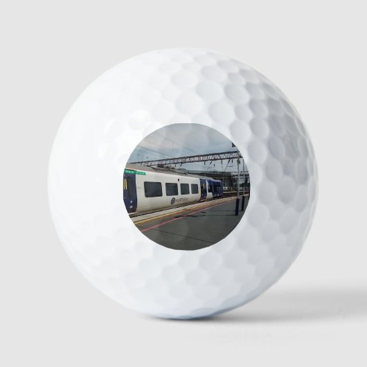 Blauer und weißer Zug Golfball (Vorderseite)