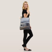 Blauer und weißer Zug Tasche (Am Model)