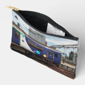 Blauer und weißer Zug Zubehörtasche (Offen)